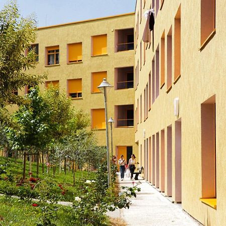 Comfy Studio At 'Mangalem21 Complex' Parking-Wifi-Ac-View Tirana Zewnętrze zdjęcie