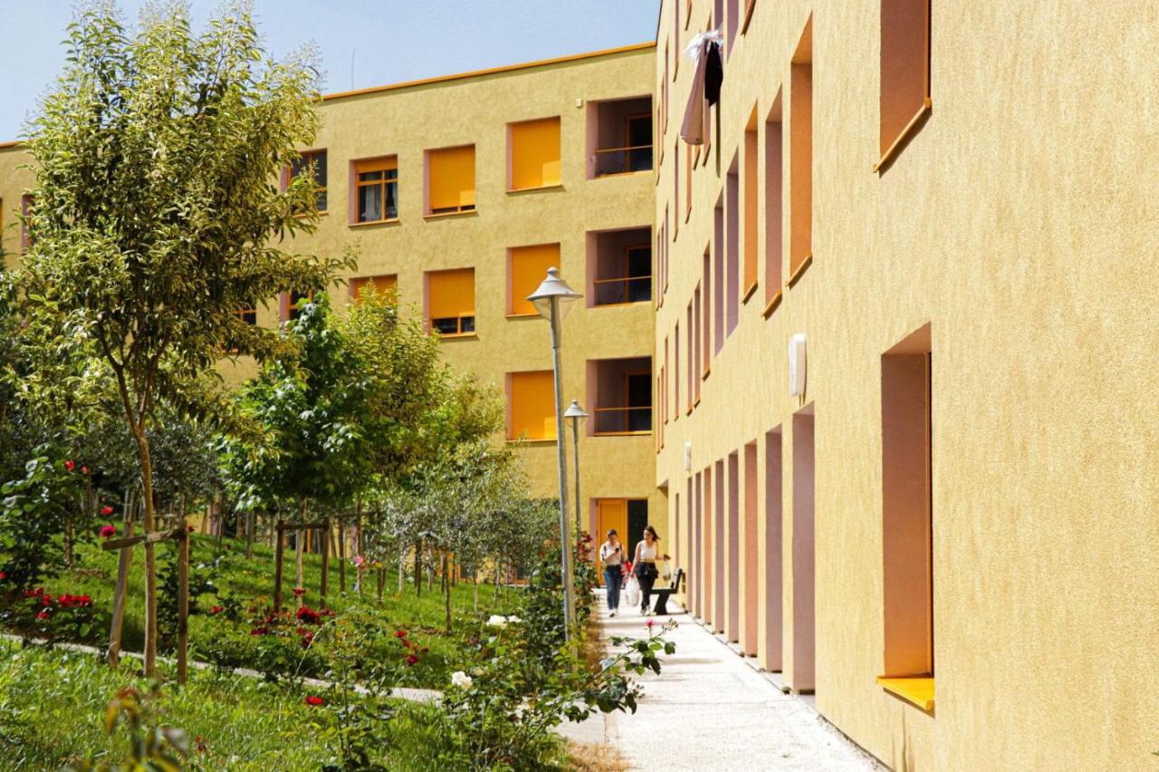 Comfy Studio At 'Mangalem21 Complex' Parking-Wifi-Ac-View Tirana Zewnętrze zdjęcie